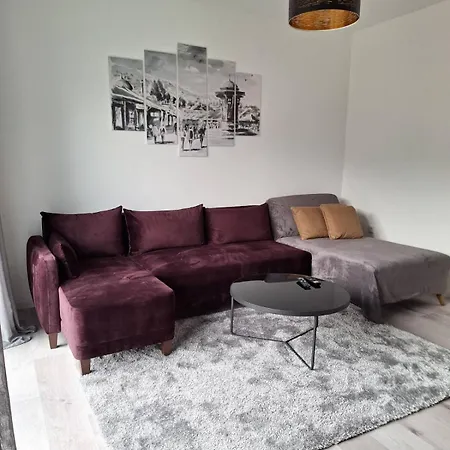 Kadic Apartment *